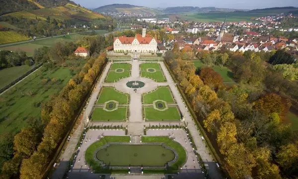 Schloss und Schlossgarten Weikersheim