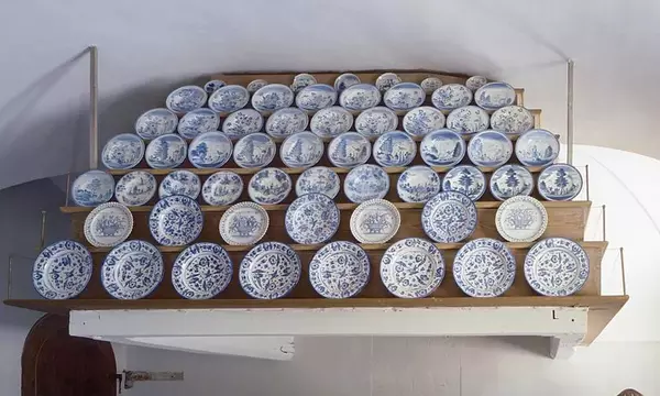 Keramik in der Schauküche von Schloss Favorite Rastatt