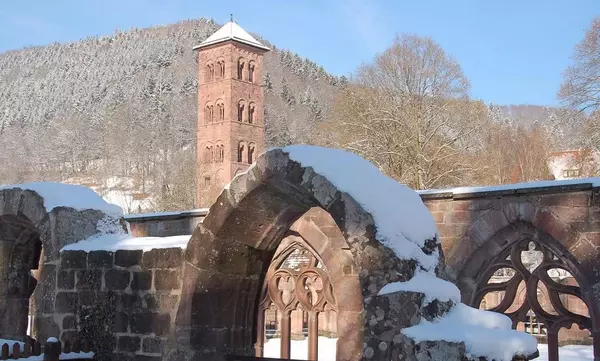 Südliche Klausur und Eulenturm von Kloster Hirsau